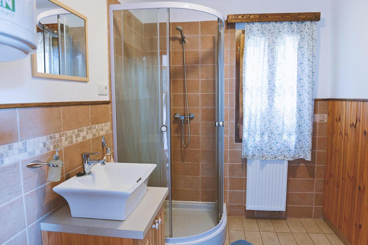 Sun City Vizisport Paradicsom Ходмезёвашархей Экстерьер фото