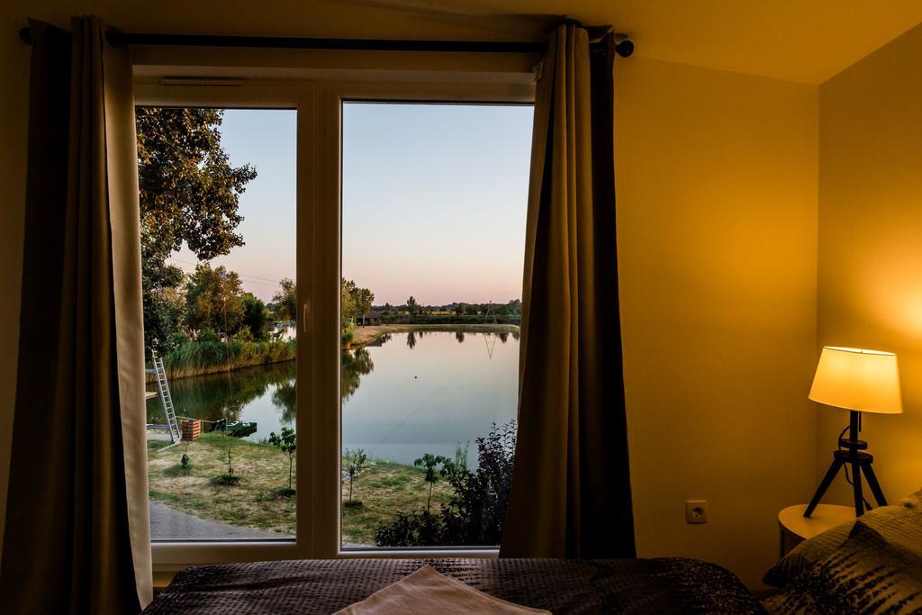 Sun City Vizisport Paradicsom Ходмезёвашархей Экстерьер фото